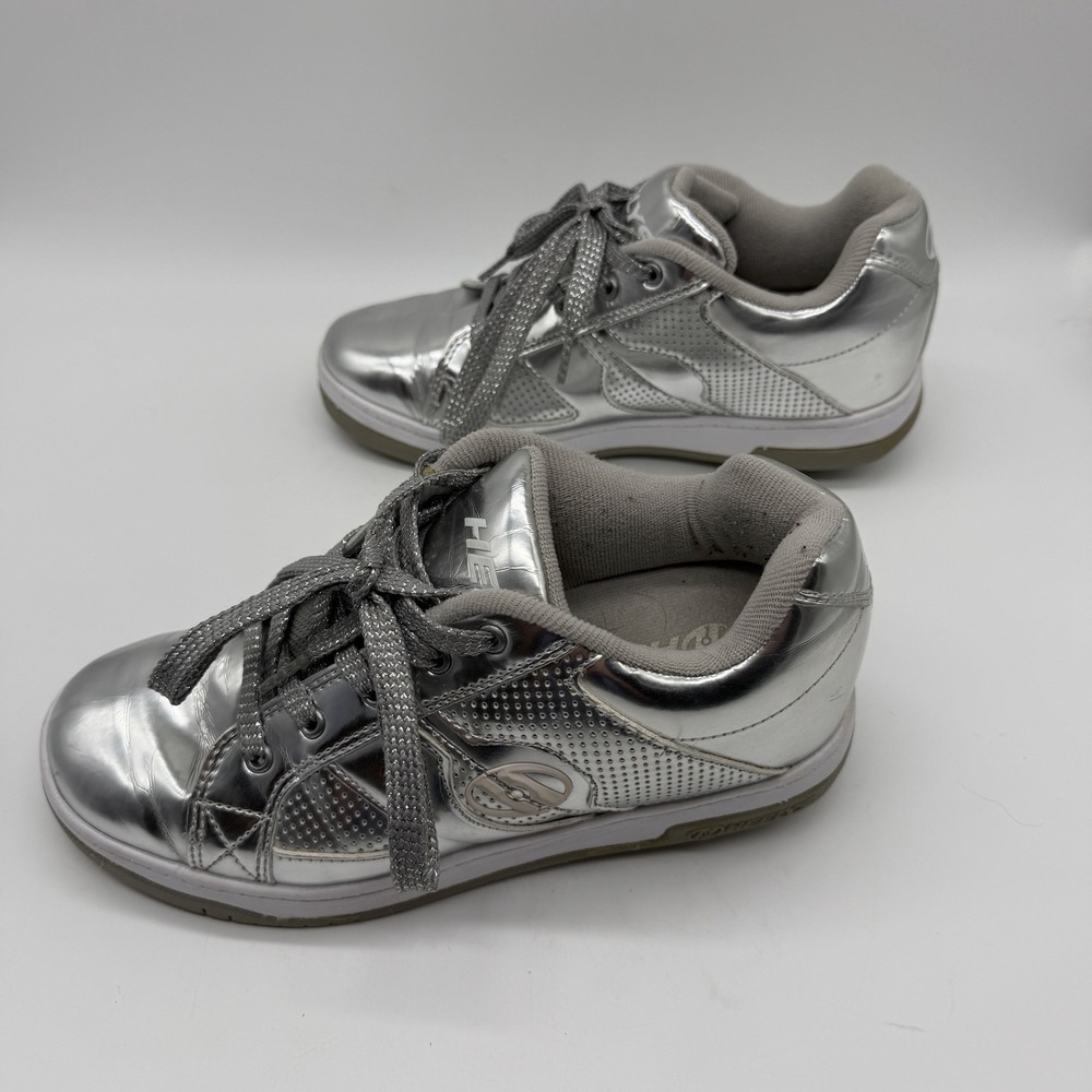 Vintage Y2K Heelys Silver Metallic Skate Shoes Women's 7 Youth 6 EU 38 Wheeled